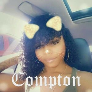 Meet your Posher, Renee